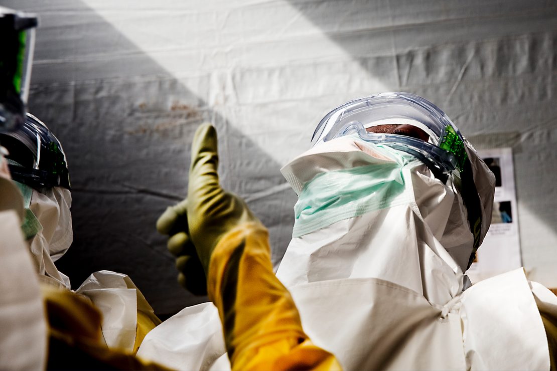 Ensayo sobre el ébola y el coronavirus