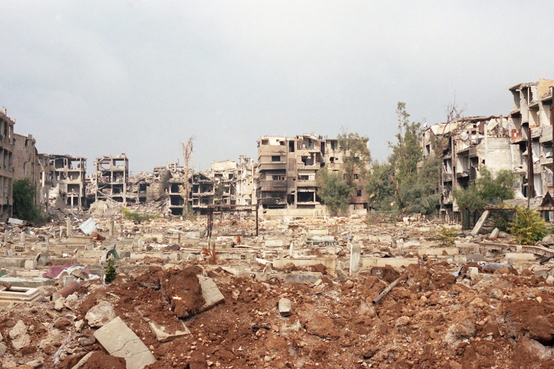 Un cementerio en el corazón de Siria