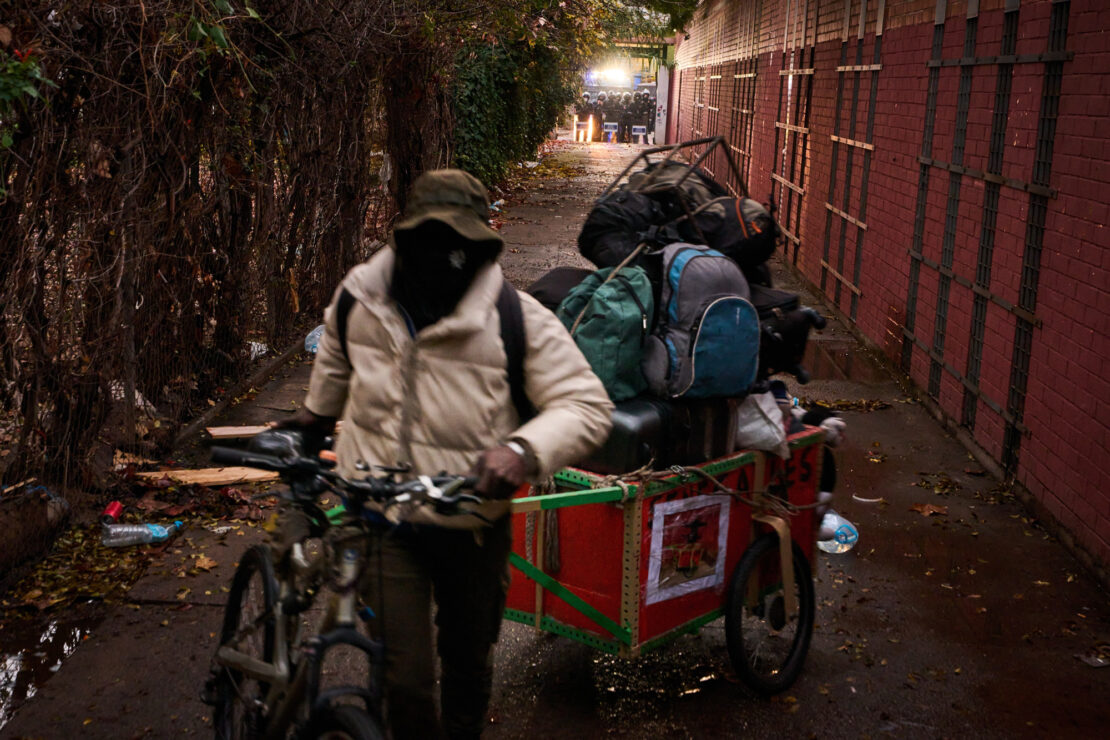 De las inundaciones en Gaza al desalojo masivo en Badalona